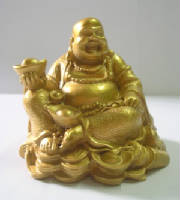 The-fat-lazy-one-sitting-on-the-gold.jpg