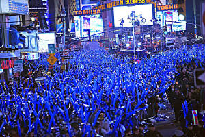 Together we shine in blue is so nice to see