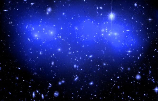 Aura azulado de los seres vivos - Solo hay un estrelle cercana en este imagen.