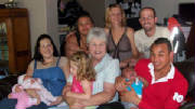 Myleen en haar familie in 2011